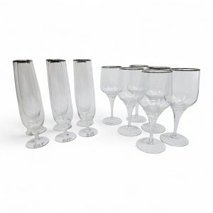 12 eleganta glas med silverkant och graverad fot – 20 & 18 cm